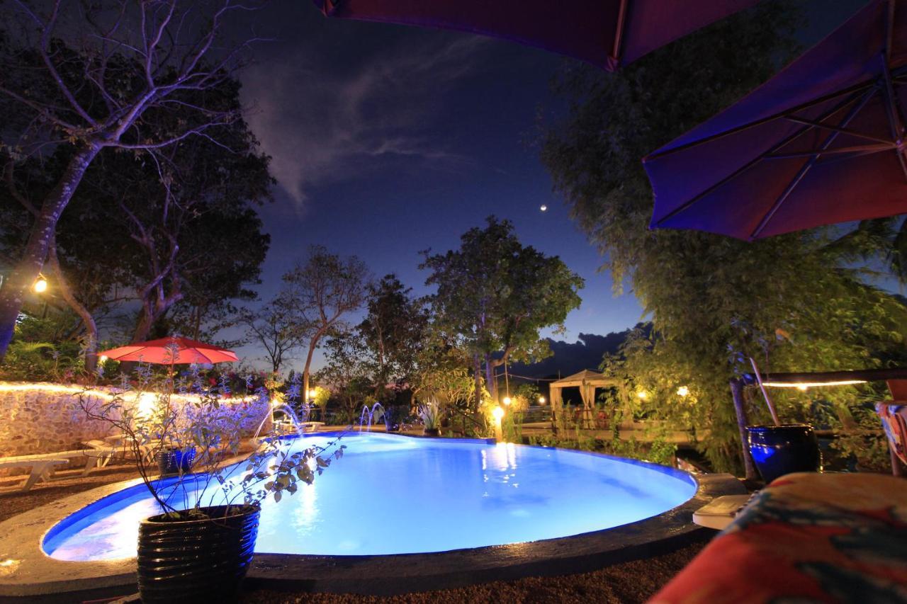 Discovery Island Resort Coron Exterior photo